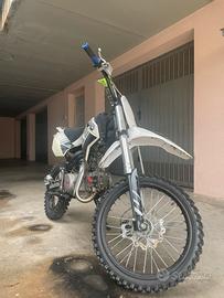 Motocross kayo 125cc (prezzo trattabile)