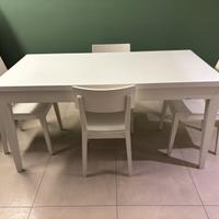 Tavolo e 4 sedie Scavolini