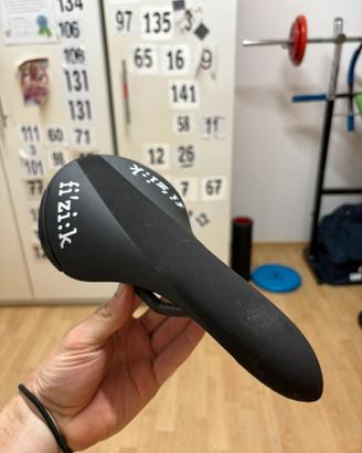 SELLA FIZIK R1