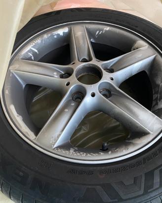 Cerchi da 16” con gomme nuove
