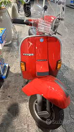 Vespa 125 px