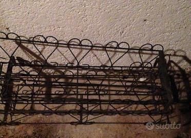 47 - Fioriere portavasi in metallo