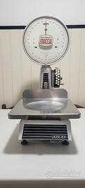 bilancia "italiana Macchi" funzionante