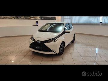 TOYOTA Aygo 5p 1.0 x-cool tss