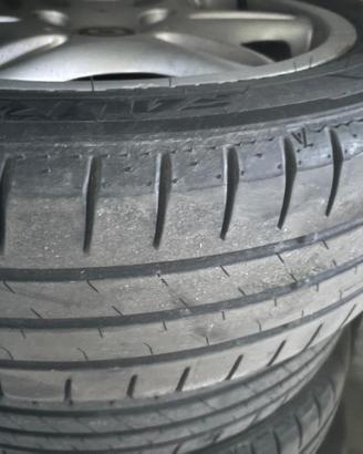 Cerchi con gomme