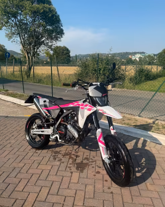 Fantic Motard 125 4 tempi 2025