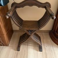 Sedia stile savonarola