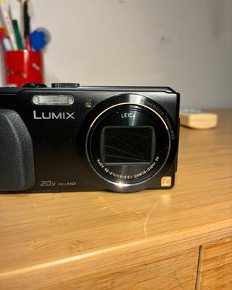 Panasonic  Lumix TZ40 Leica
