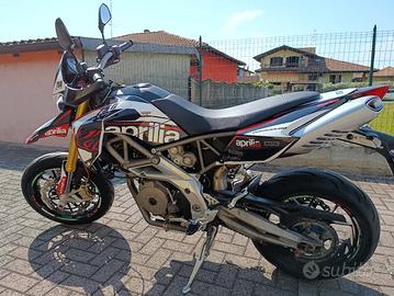 Aprilia Dorsoduro 750 2011 