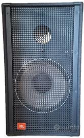 subwoofer professionale JBL SR4718A