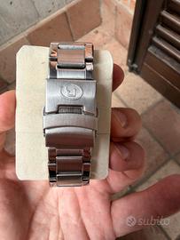 Bracciale e scatola Vostok