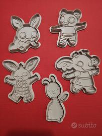 Set 4 formine biscotti ePersonaggi Bing