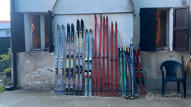 8 PAIA DI SCI: 4 DA FONDO + 4 DA SLALOM