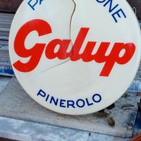 Insegna Galup Pinerolo crepata