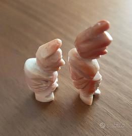 Gobbetti portafortuna in cammeo