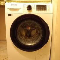 Lavatrice Samsung WW90TA046A con capacità 9 kg,