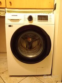Lavatrice Samsung WW90TA046A con capacità 9 kg,