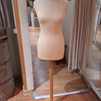 manichino sartoriale color Ecru