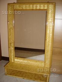 Specchio con mensola in legno e bamboo