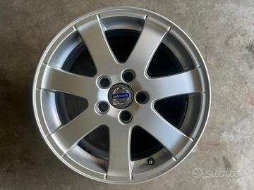 CERCHI IN LEGA VOLVO