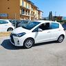 toyota-yaris-1-0-5-porte-lounge-gpl