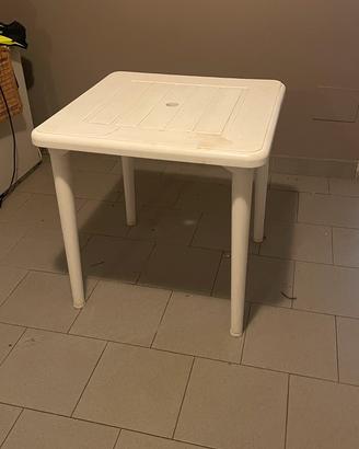 Tavolo plastica