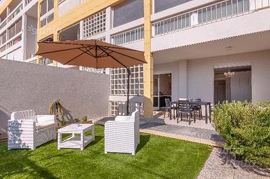 Moderno con giardino. 800 mt.spiaggia Poetto