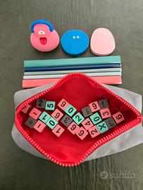 Astuccio con gomme e matite