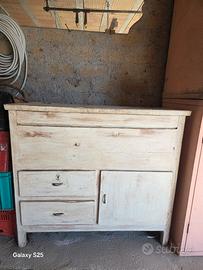 Mesa in legno