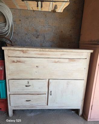 Mesa in legno