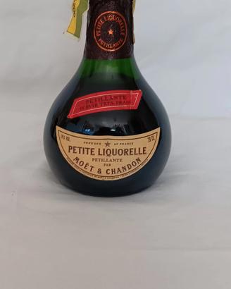 rara bottiglietta moet & chandon.