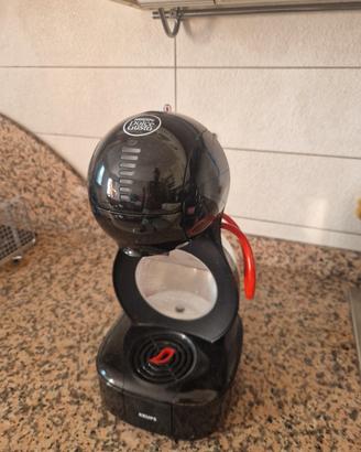 macchina per caffè dolcegusto