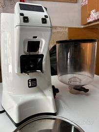 Macinacaffè professionale bar Eureka Zenith 65 HS