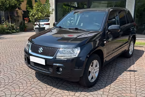 Suzuki Grand Vitara 1.9 DDiS 5 porte Executive 200