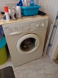 Lavatrice indesit