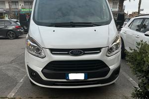 Ford Transit Custom 2.2 TDCi 170 CV alles officina