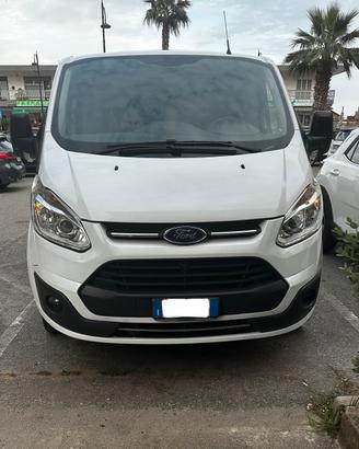 Ford Transit Custom 2.2 TDCi 170 CV alles officina