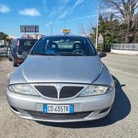 Lancia y 1.2 8 valvole 