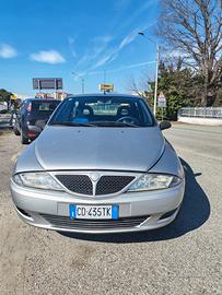 Lancia y 1.2 8 valvole 