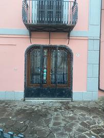 Locale per uso commerciale