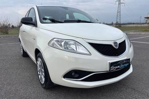 Lancia Ypsilon 1.2 Benz/GPL