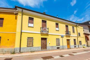 2 LOCALI A BEINASCO