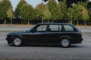 Bmw e30 325i touring