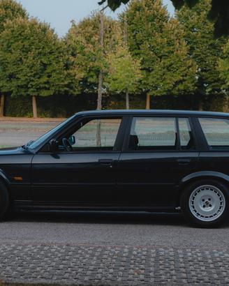 Bmw e30 325i touring