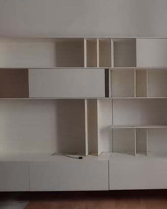 Libreria Poliform modello SKIP