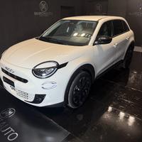 FIAT 600 Hybrid 110 CV DCT MHEV La Prima II
