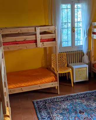 9 LETTI A CASTELLO IKEA MYDAL IN PINO MASSELLO