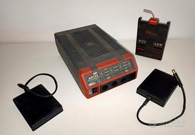 Caricabatterie per batterie NiCd-NiMh