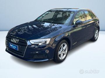 Audi A3 Sportback 35 1.5 tfsi Business 150cv