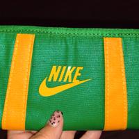 Portafoglio Nike